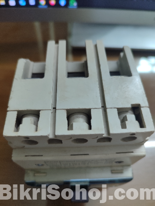 Circuit Breaker